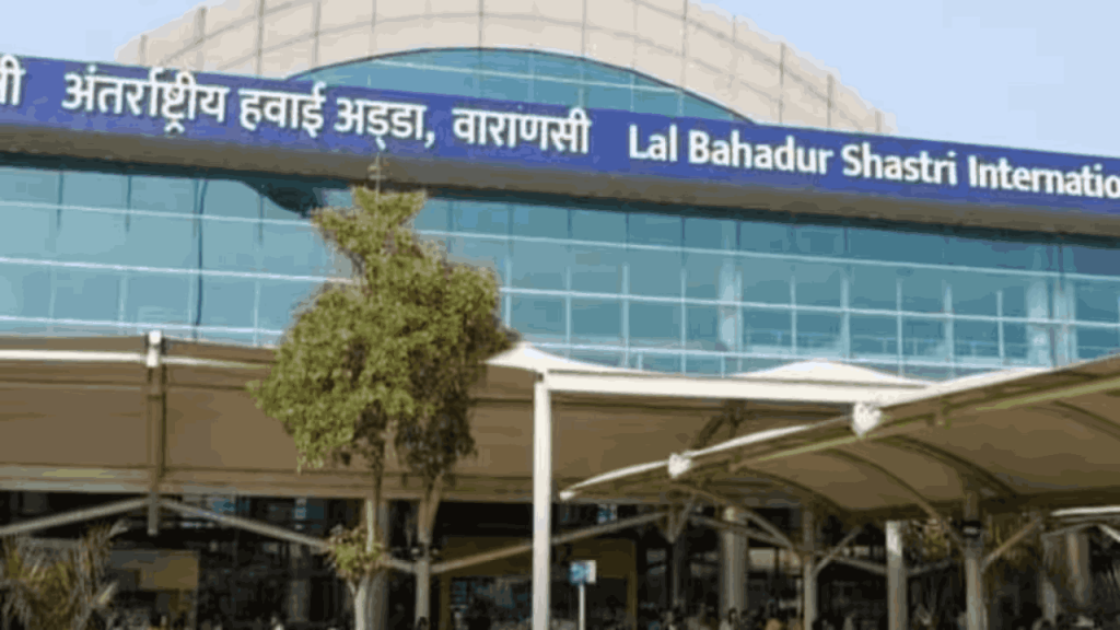 वाराणसी एयरपोर्ट पर हाई अलर्ट के दौरान फायरिंग