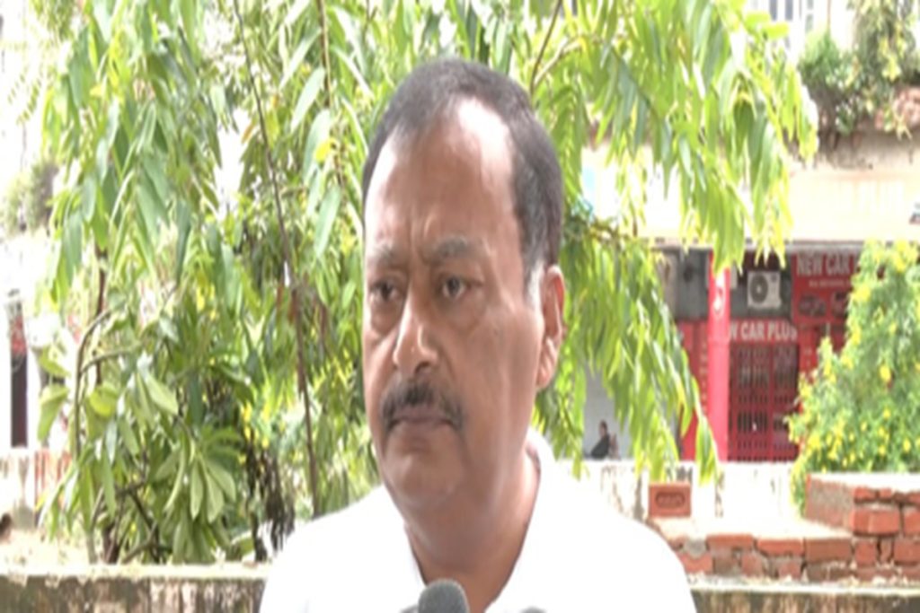 सुरेंद्र राजपूत बोले, चिराग पासवान को भाजपा-एनडीए नीतियों का विरोध करना चाहिए! 