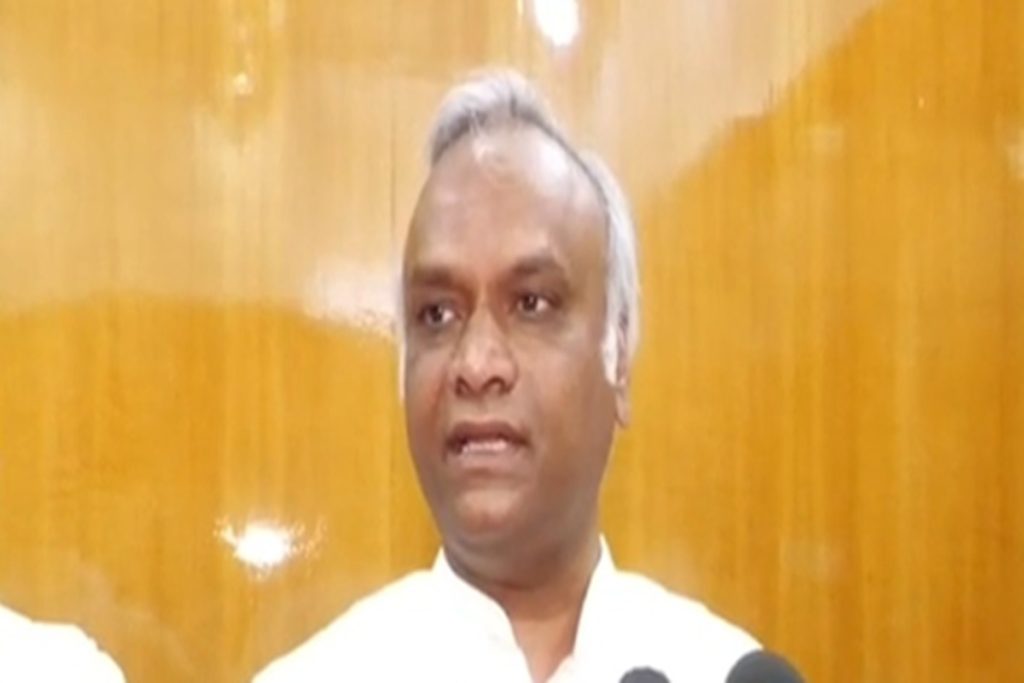 उमर खालिद डॉक्यूमेंट्री स्क्रीनिंग पर बवाल, प्रियांक ने एबीवीपी को घेरा!