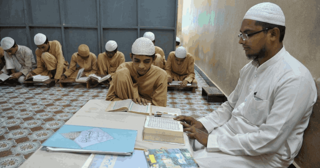 उत्तराखंड में बिना मान्यता वाले मदरसे होंगे बंद