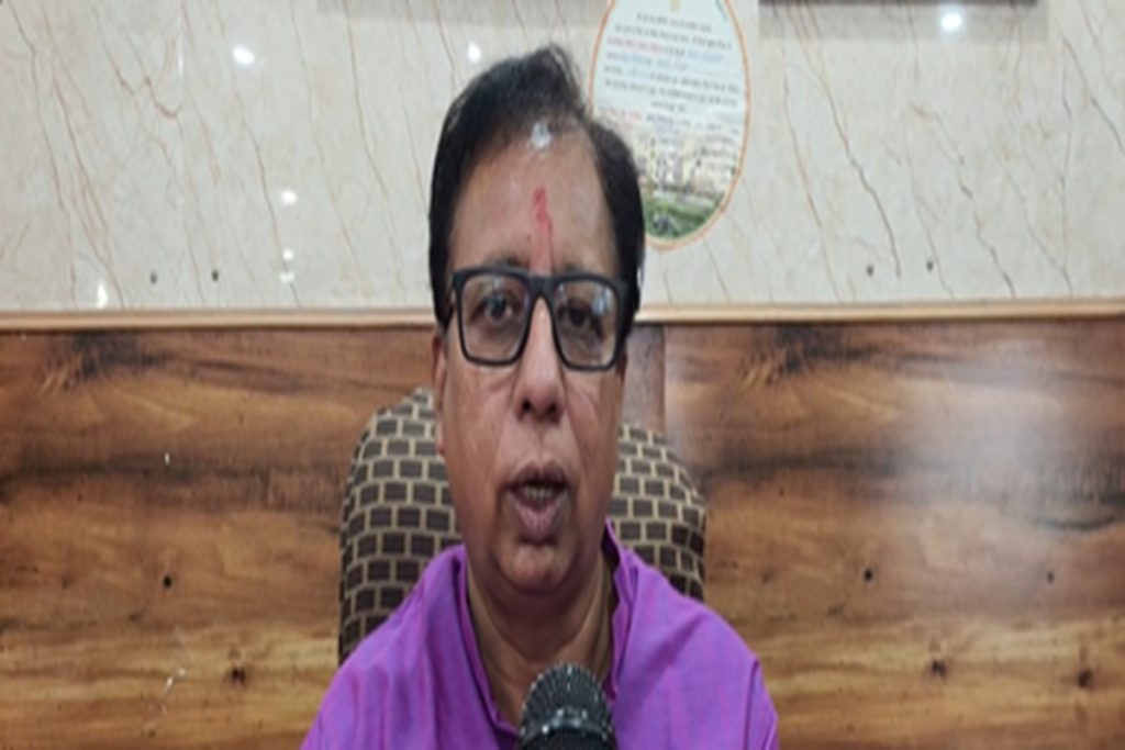 विपक्ष पर भाजपा का हमला, लोकतंत्र और संविधान को खतरा बताया!