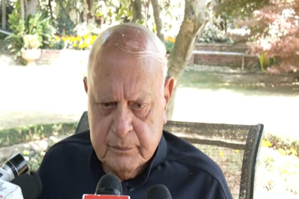 नाना पाटेकर को याद कर भावुक हुए फारूक अब्दुल्ला, बोले- वे मेरे बहुत अच्छे दोस्त थे!