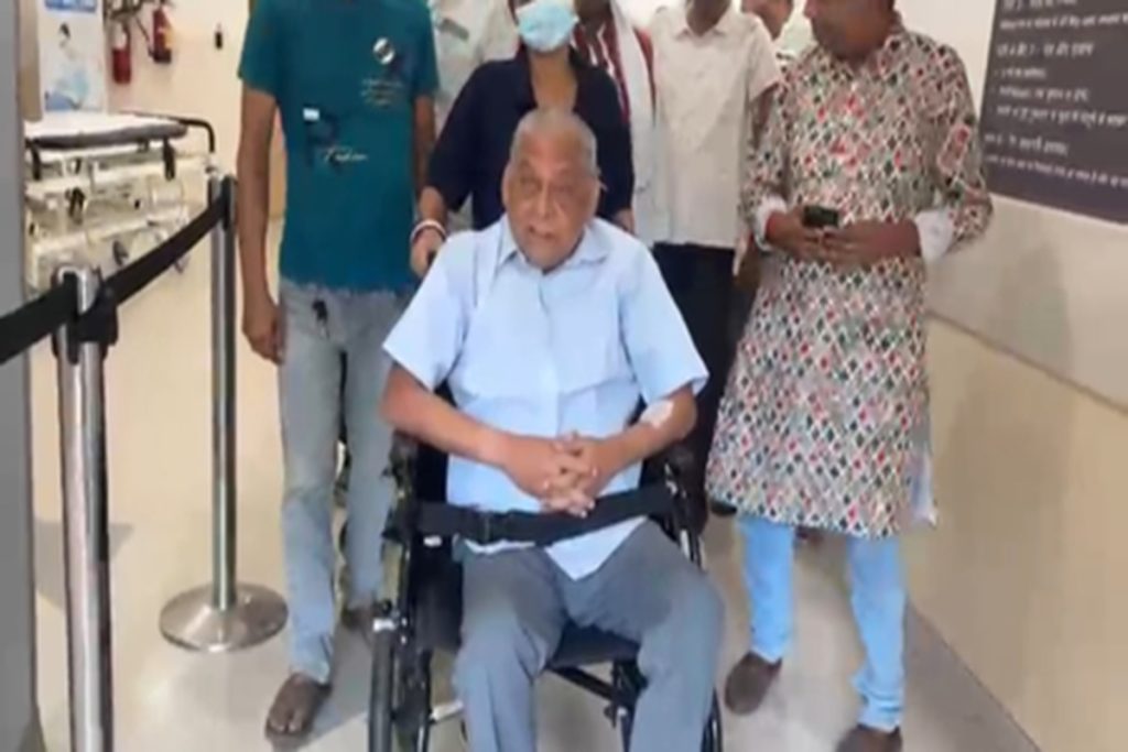 नीरज कुमार को मिली अस्पताल से छुट्टी, मतदाताओं से की विशेष अपील!
