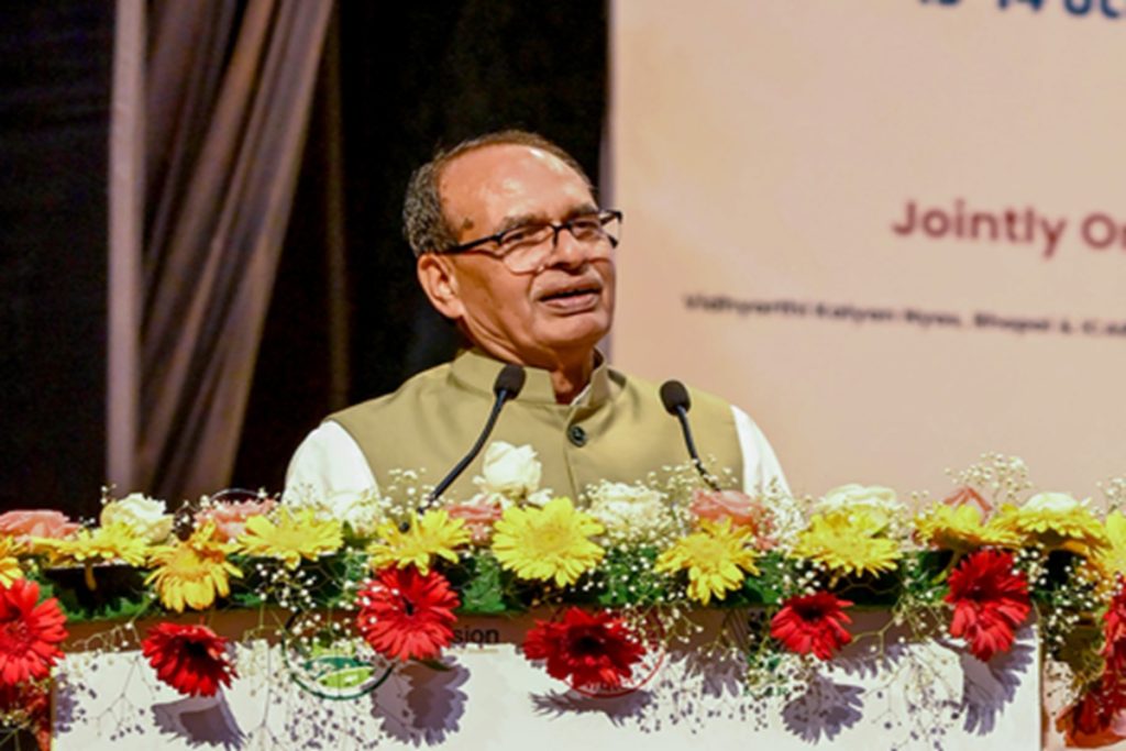 दशहरे पर नशा रूपी रावण का करें अंत: शिवराज सिंह चौहान!