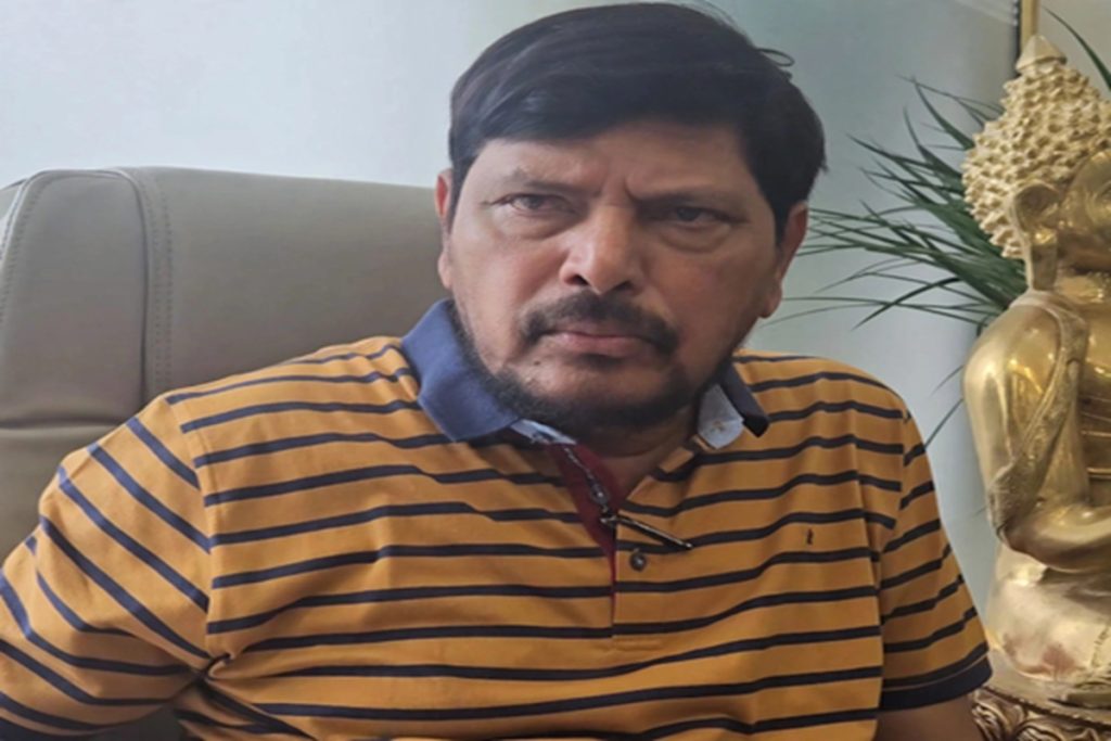 रामदास अठावले का उद्धव ठाकरे पर तंज, बोले-“2029 के चुनाव में जनता करेगी फैसला”!