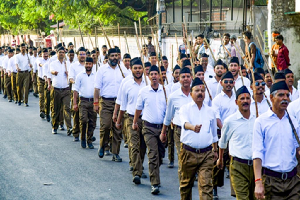 कर्नाटक में आरएसएस मार्च पर असमंजस, दो शहरों में सशर्त मंजूरी!