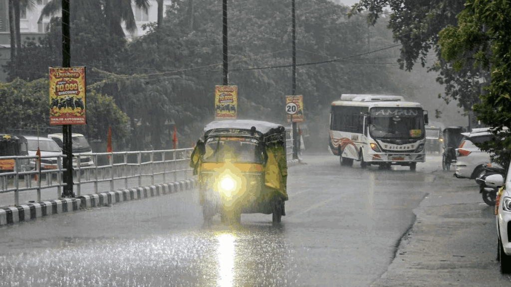 चेन्नई एयरपोर्ट पर 12 फ्लाइट्स कैंसिल